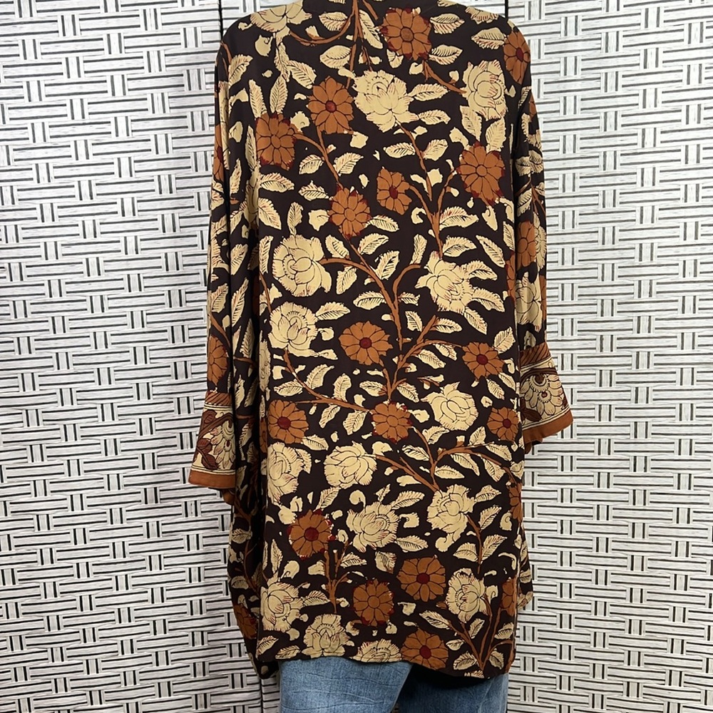 Soft Surroundings, boho women’s blousy kimono style shrug. - Picture 7 of 14